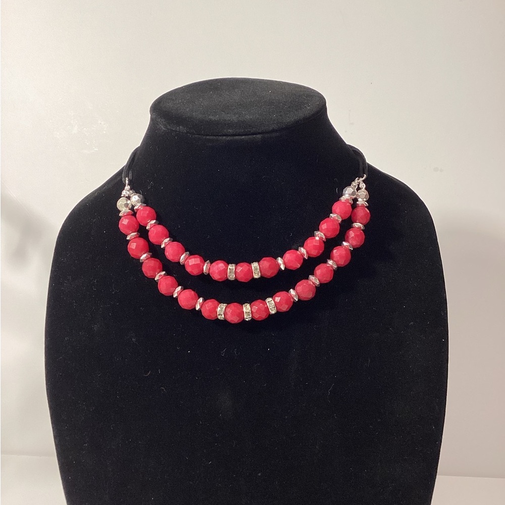 MACY DEPARTMENT STORE NECKLACE